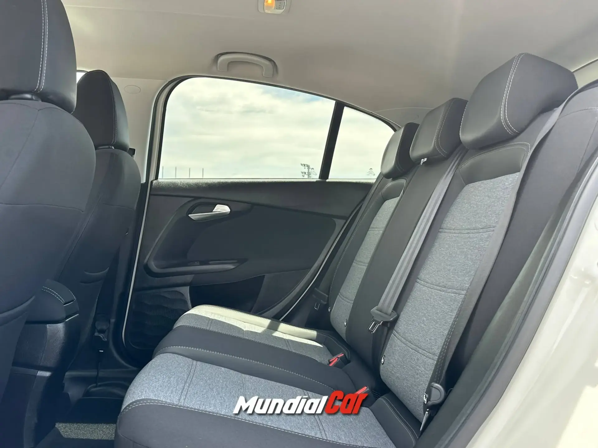 Fiat Tipo 1.3 Multijet Cross 7