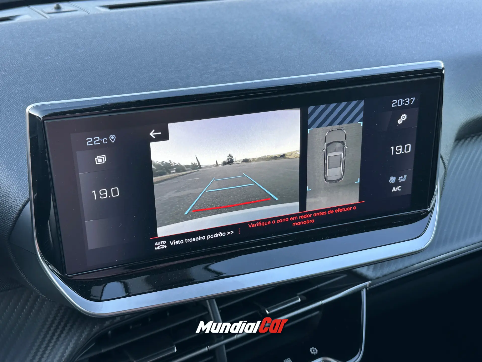 Peugeot 2008 1.2 PureTech Allure EAT8 13