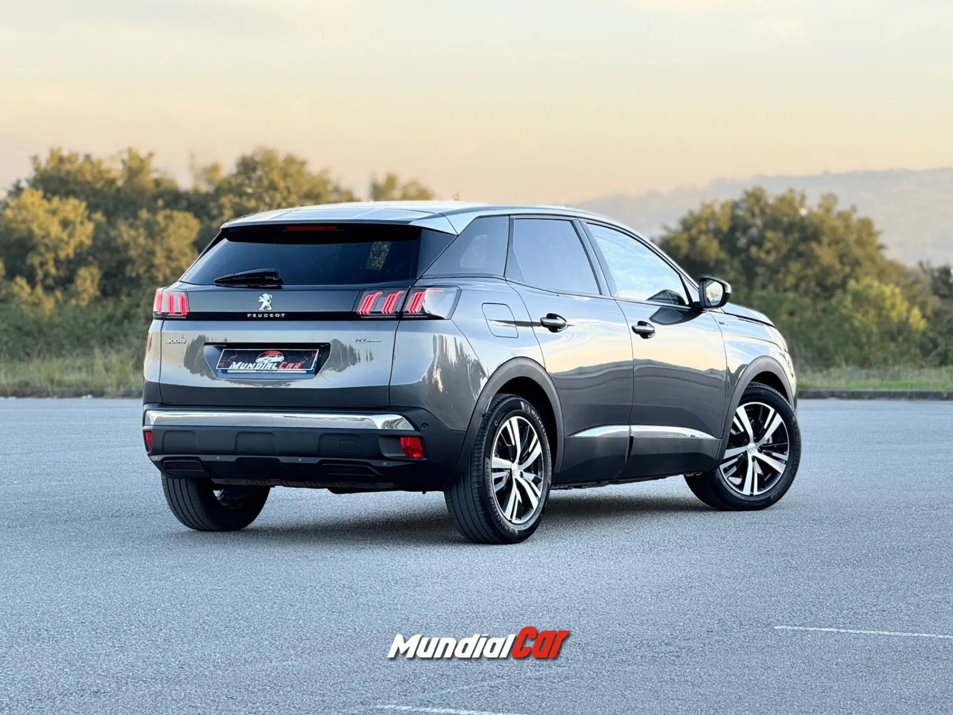 Peugeot 3008 1.6 Hybrid Allure e-EAT8 2