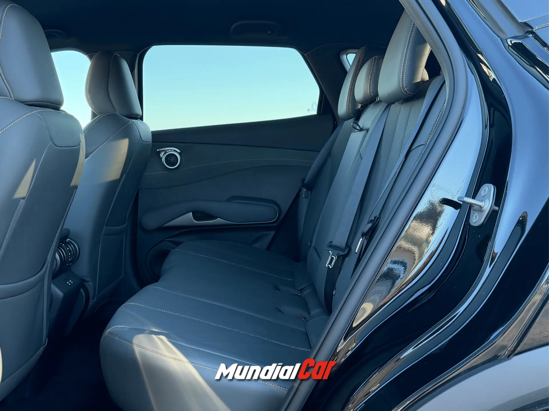 BYD Atto 3 EVO 74.8 kWh Design 11