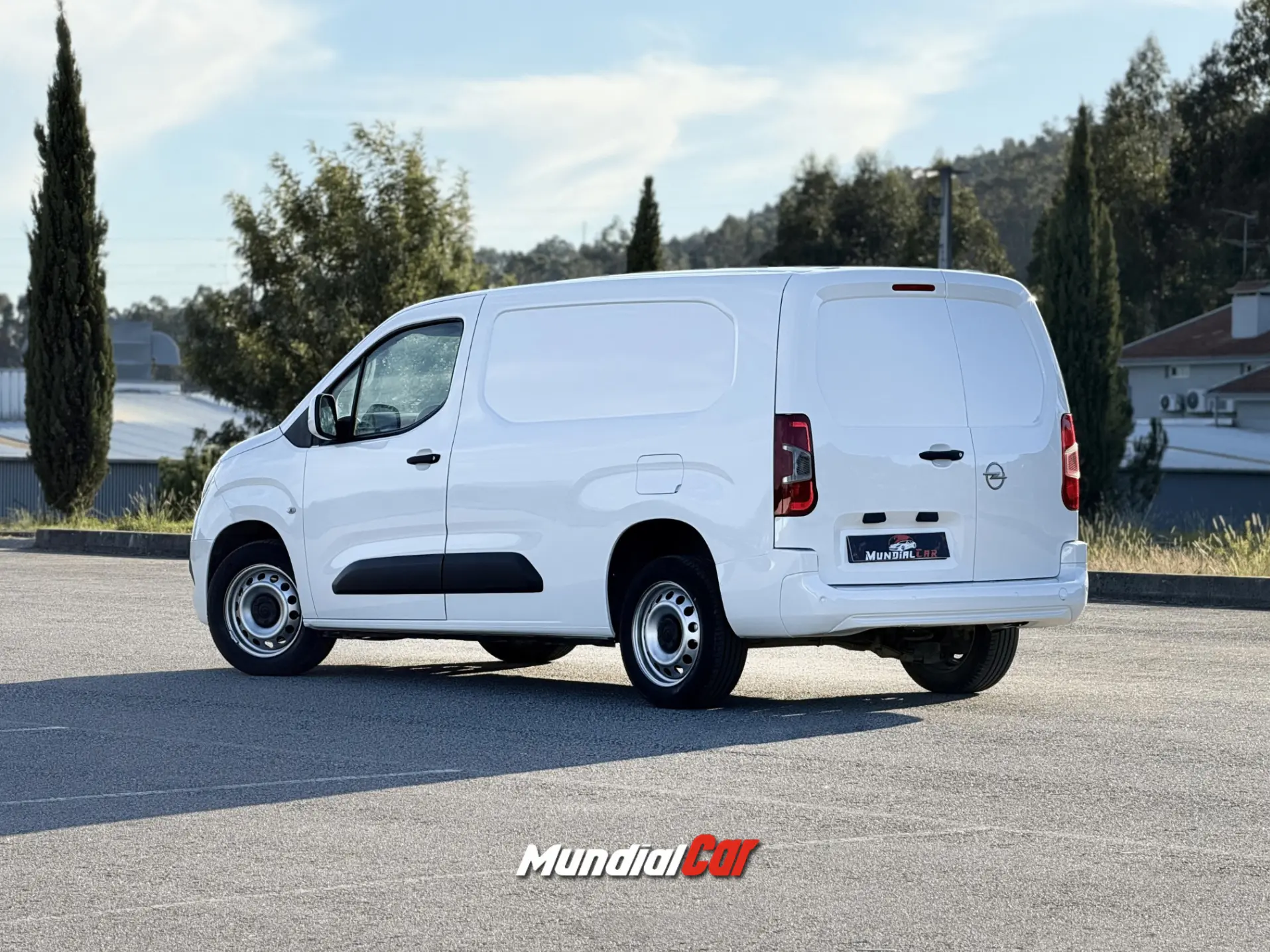 Opel Combo 1.5 CDTi L2H1 Enjoy 12