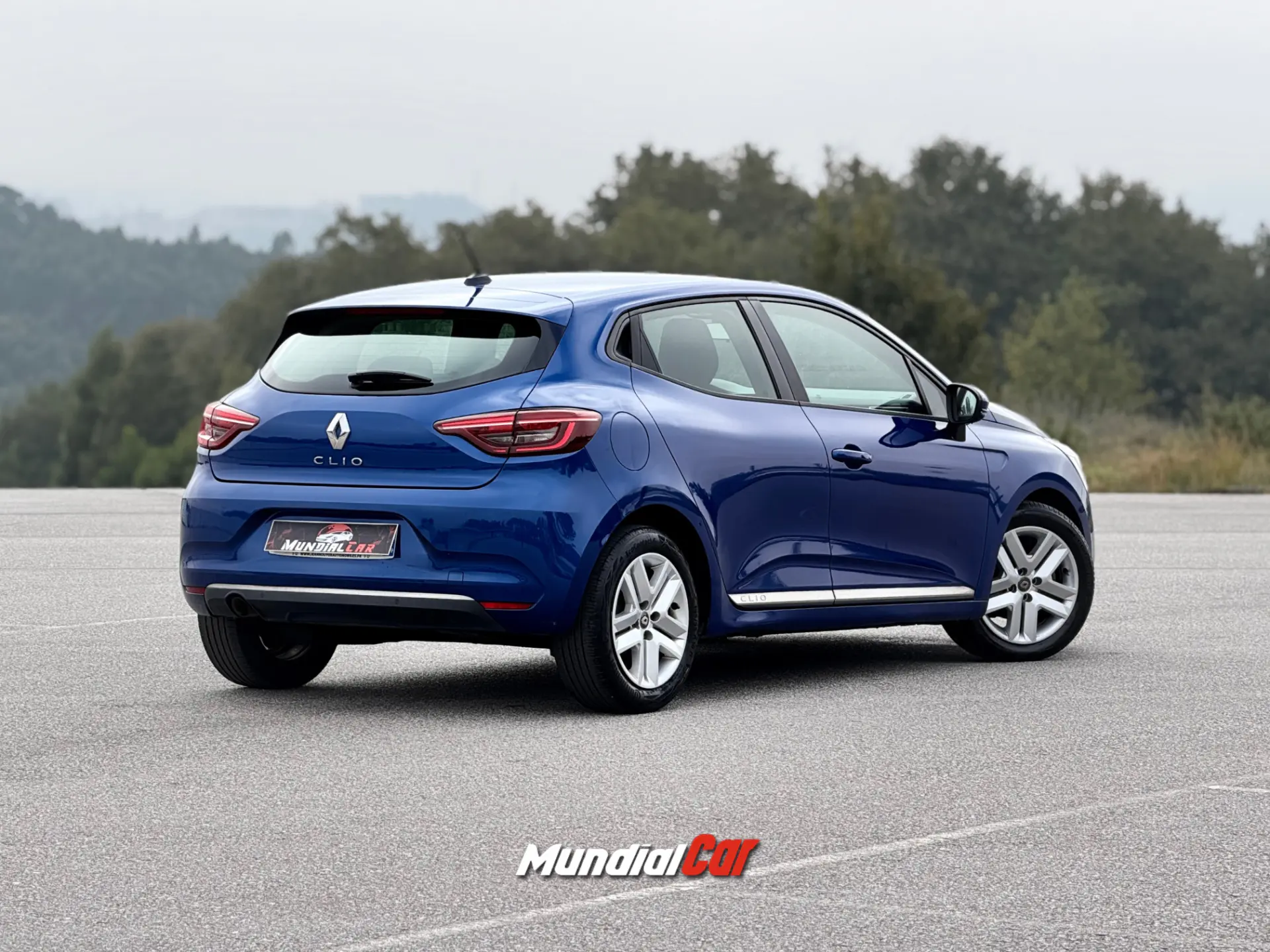 Renault Clio 1.5 Blue dCi Intens 2