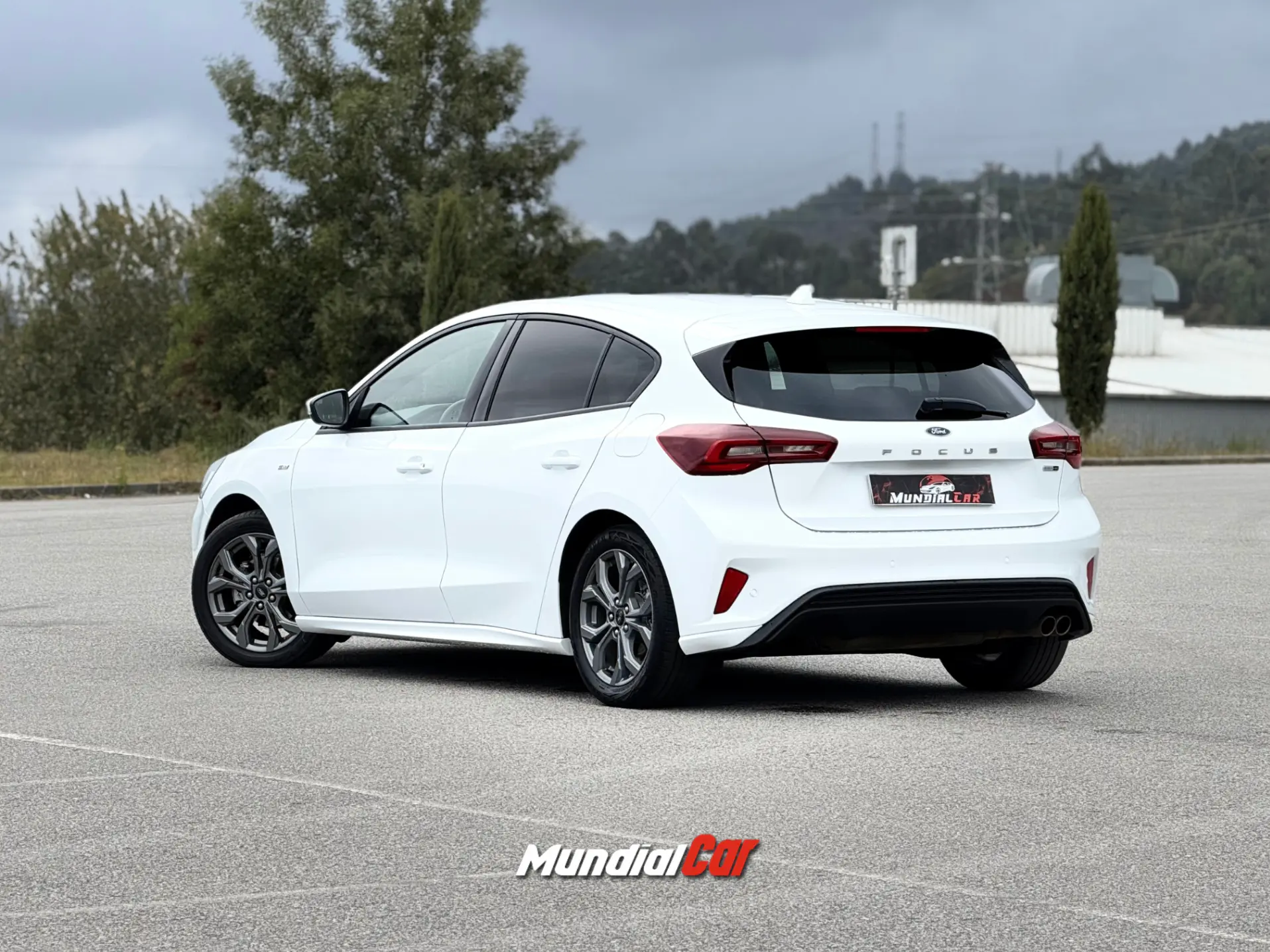 Ford Focus 1.0 EcoBoost MHEV ST-Line 16