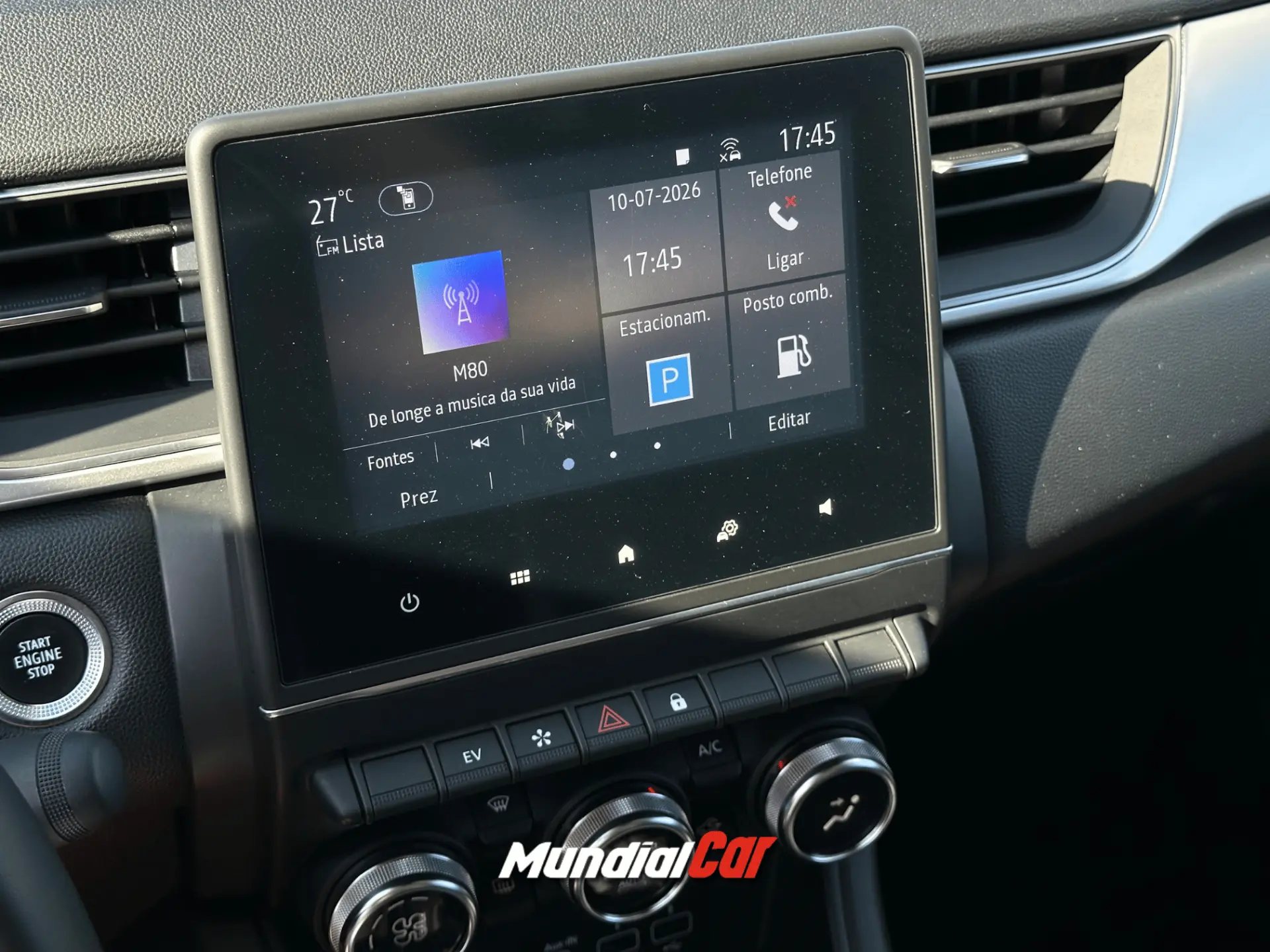 Renault Captur 1.6 Hybrid E-Tech Intens 23