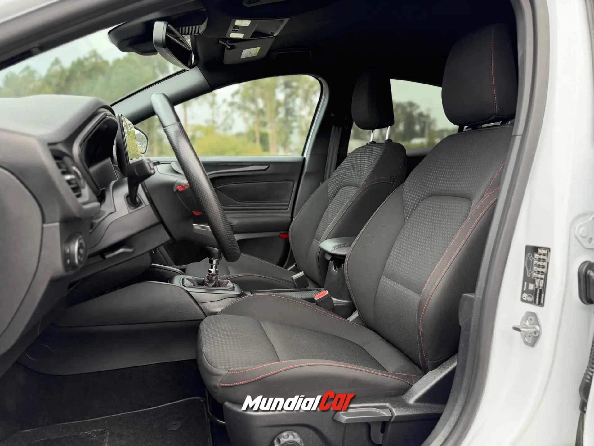 Ford Focus 1.0 EcoBoost MHEV ST-Line 6