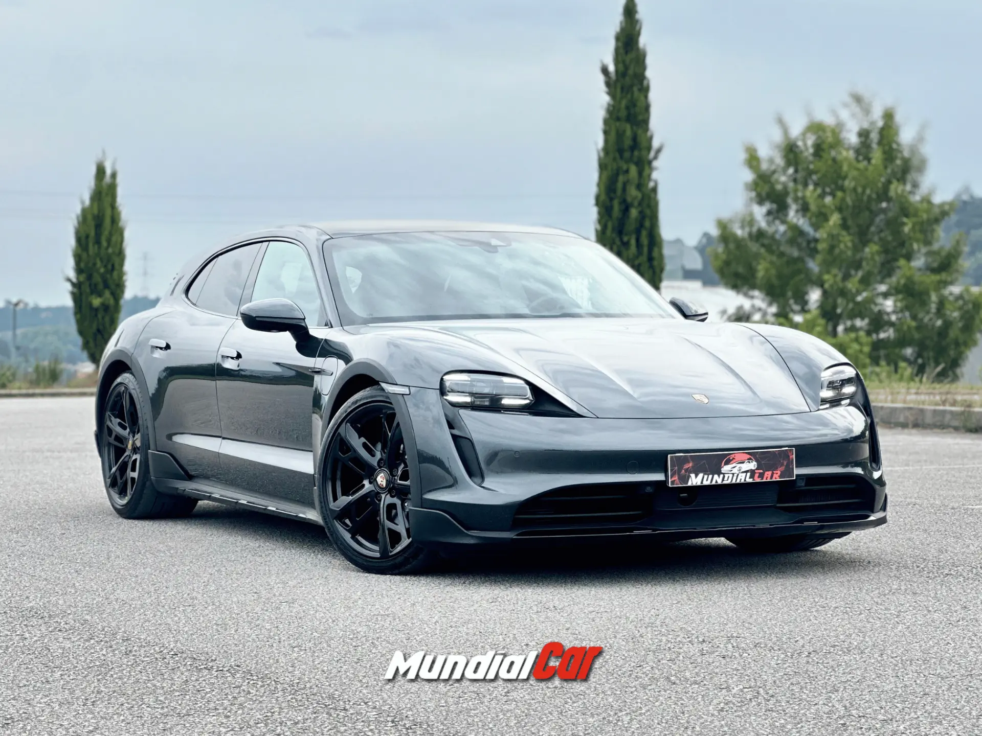 Porsche Taycan Cross Turismo 4 13
