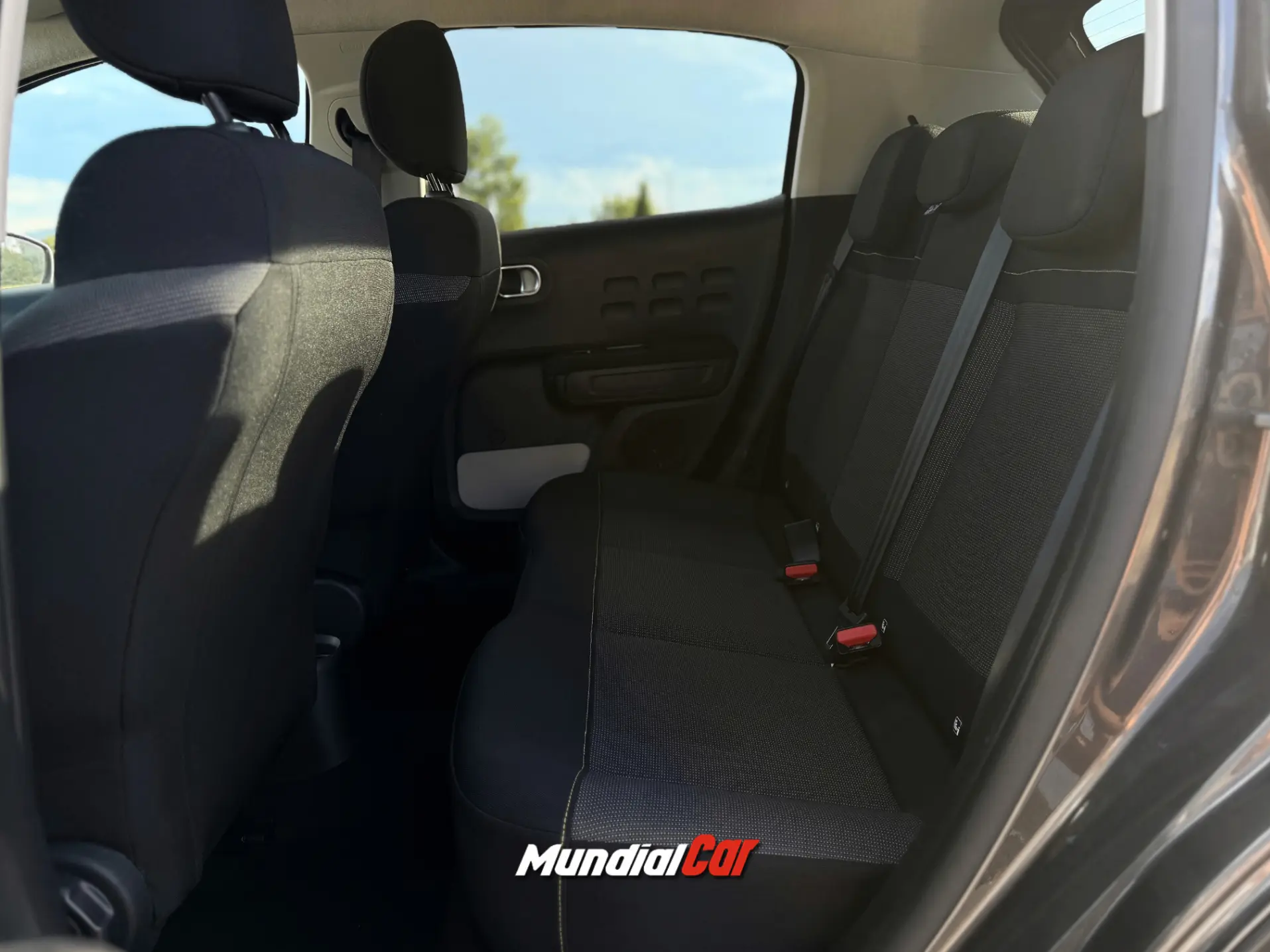 Citroen C3 1.2 PureTech Shine 8