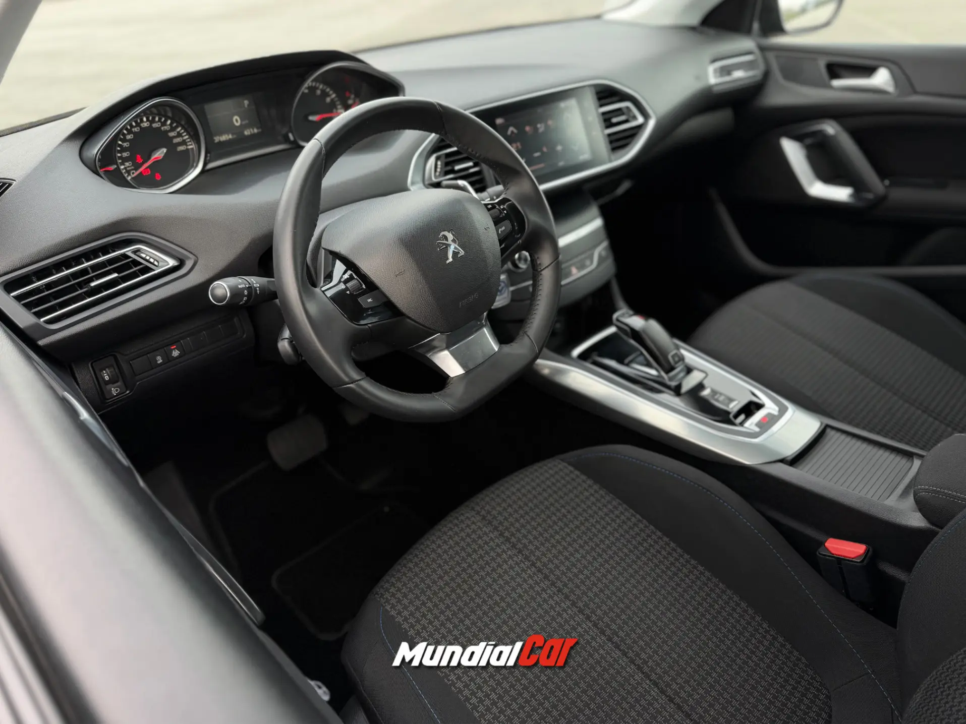 Peugeot 308 SW 1.2 PureTech Active EAT8 12