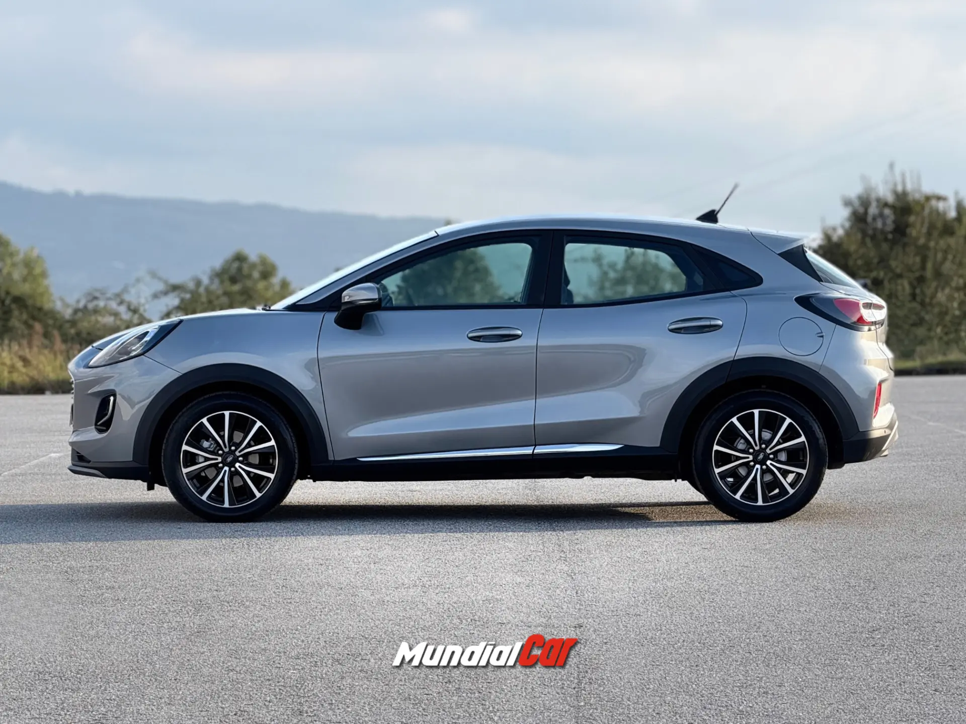Ford Puma 1.0 EcoBoost MHEV Titanium 10