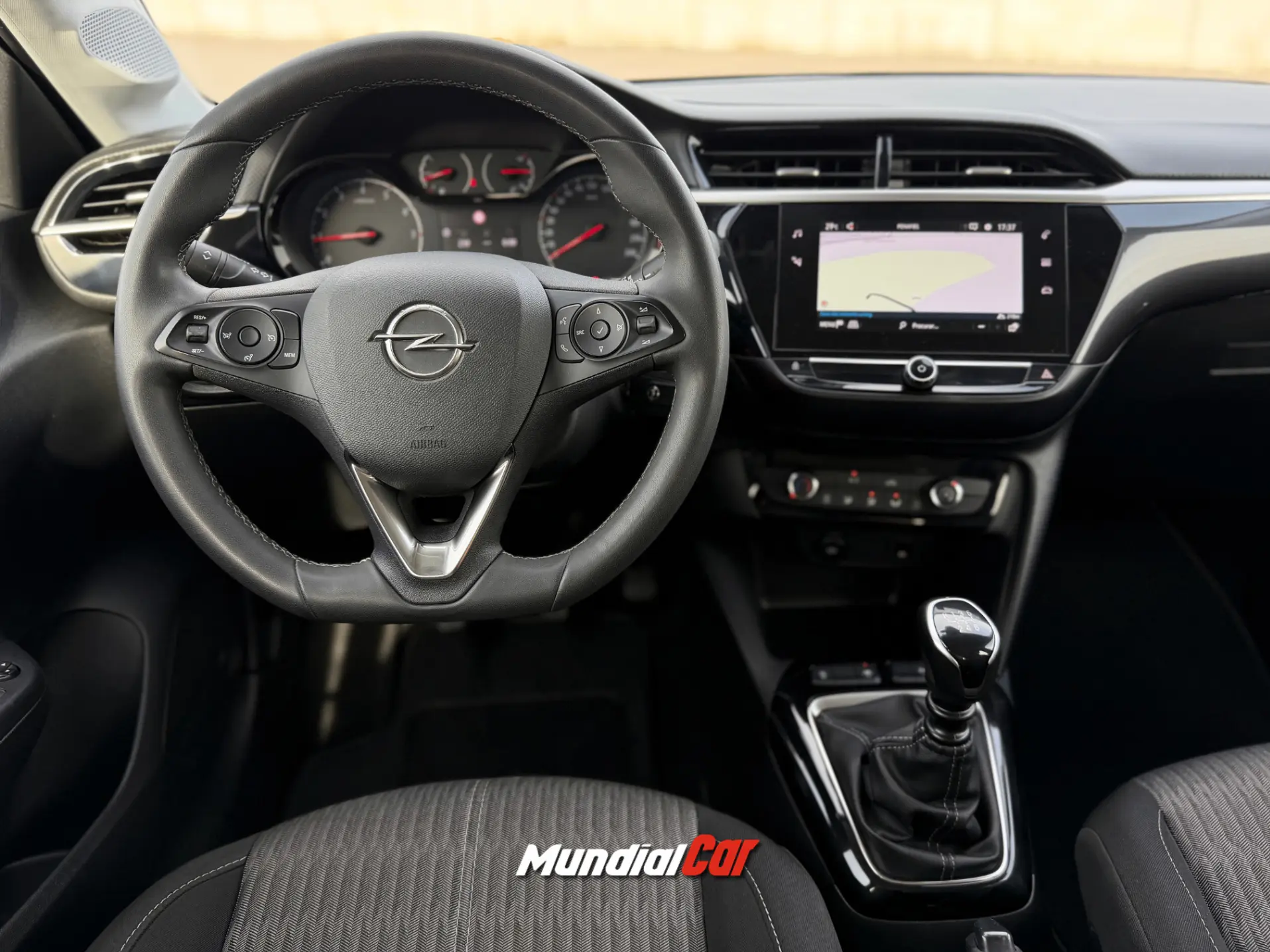 Opel Corsa 1.2 PureTech Elegance 3