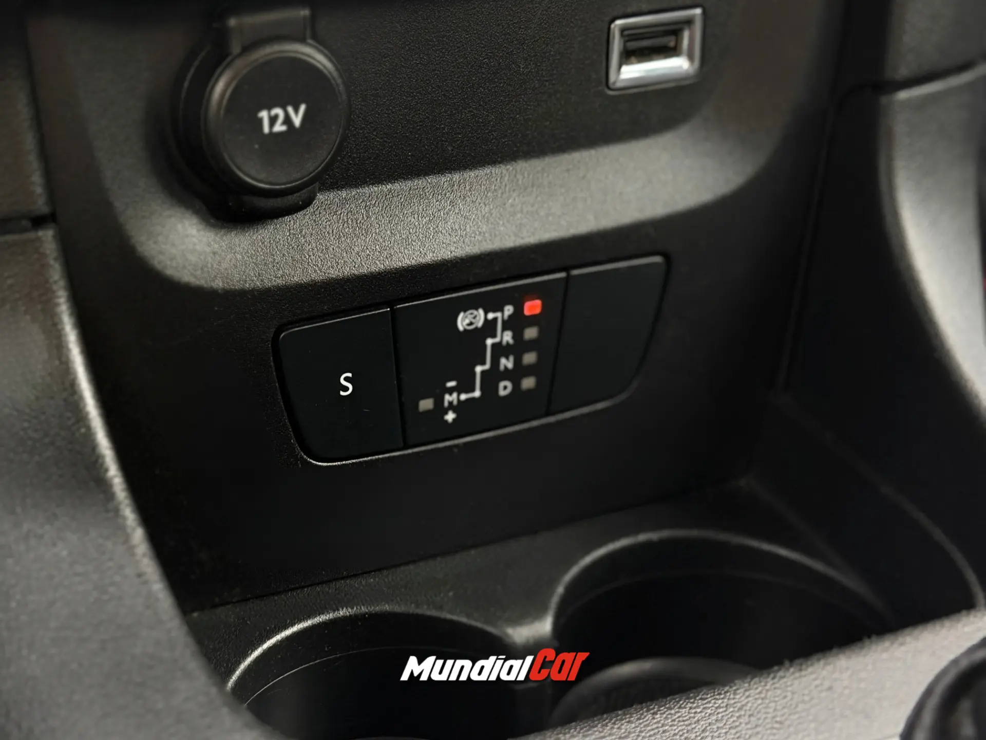 Citroen C3 1.2 PureTech Feel EAT6 13