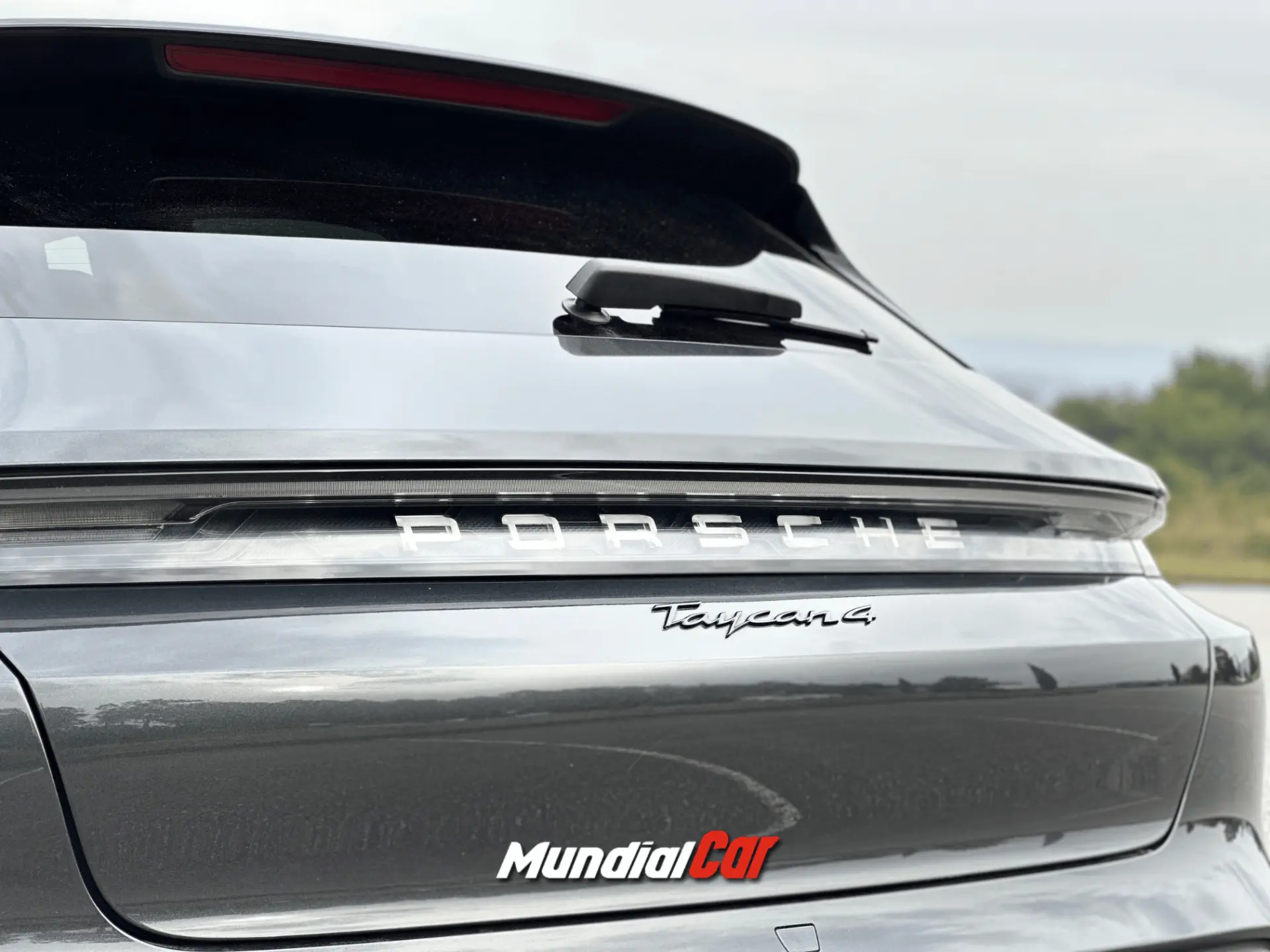 Porsche Taycan Cross Turismo 4 24
