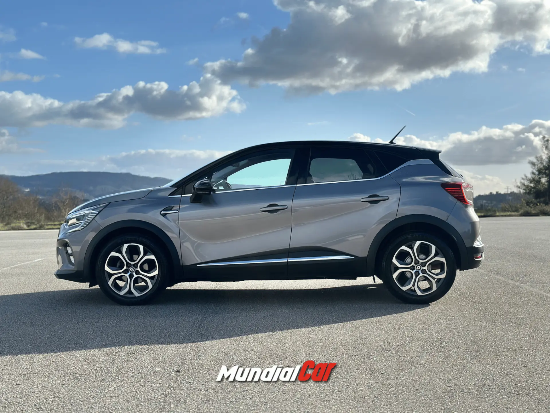 Renault Captur 1.6 Hybrid E-Tech Intens 8