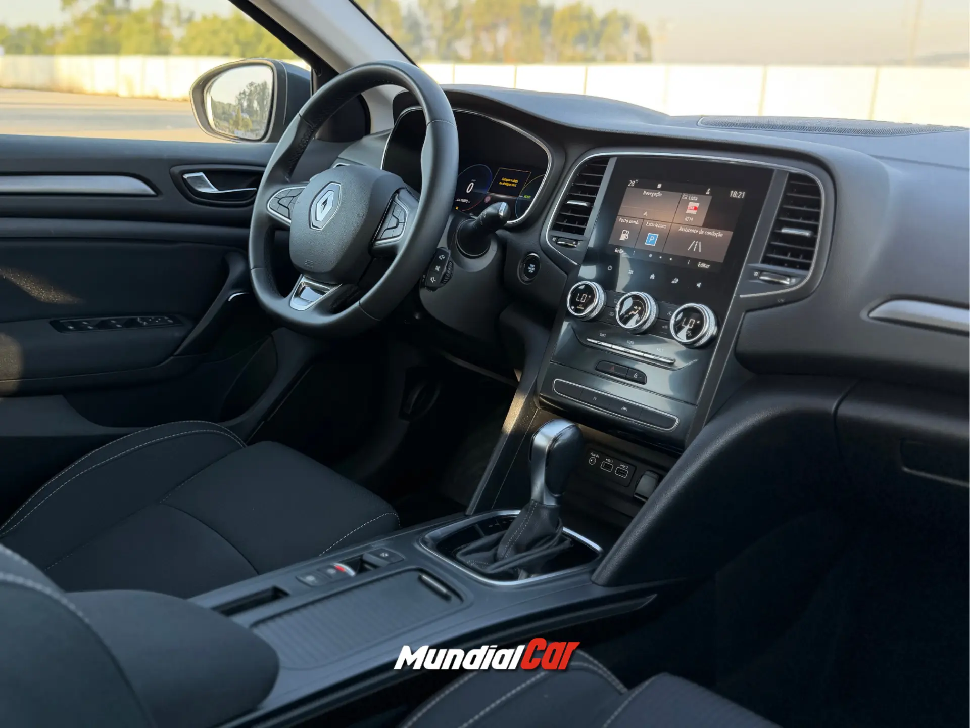 Renault Mégane Sport Tourer 1.6 E-Tech Plug-In Business 13