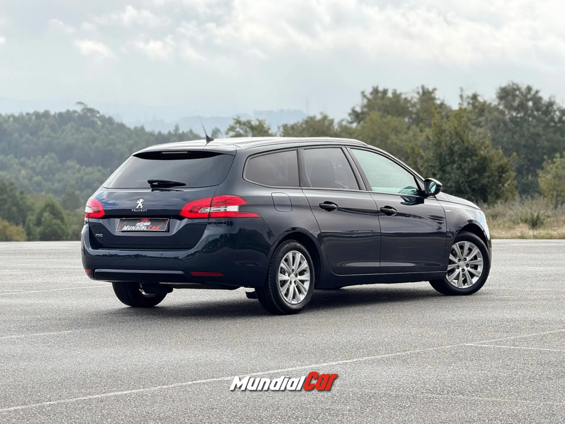 Peugeot 308 SW 1.2 PureTech Active EAT8 2