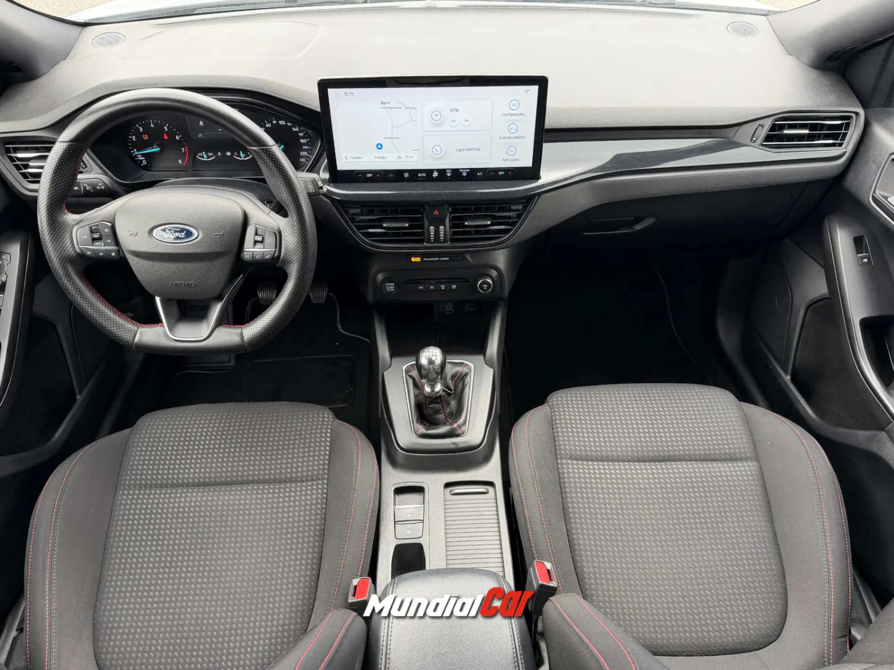 Ford Focus 1.0 EcoBoost MHEV ST-Line 3