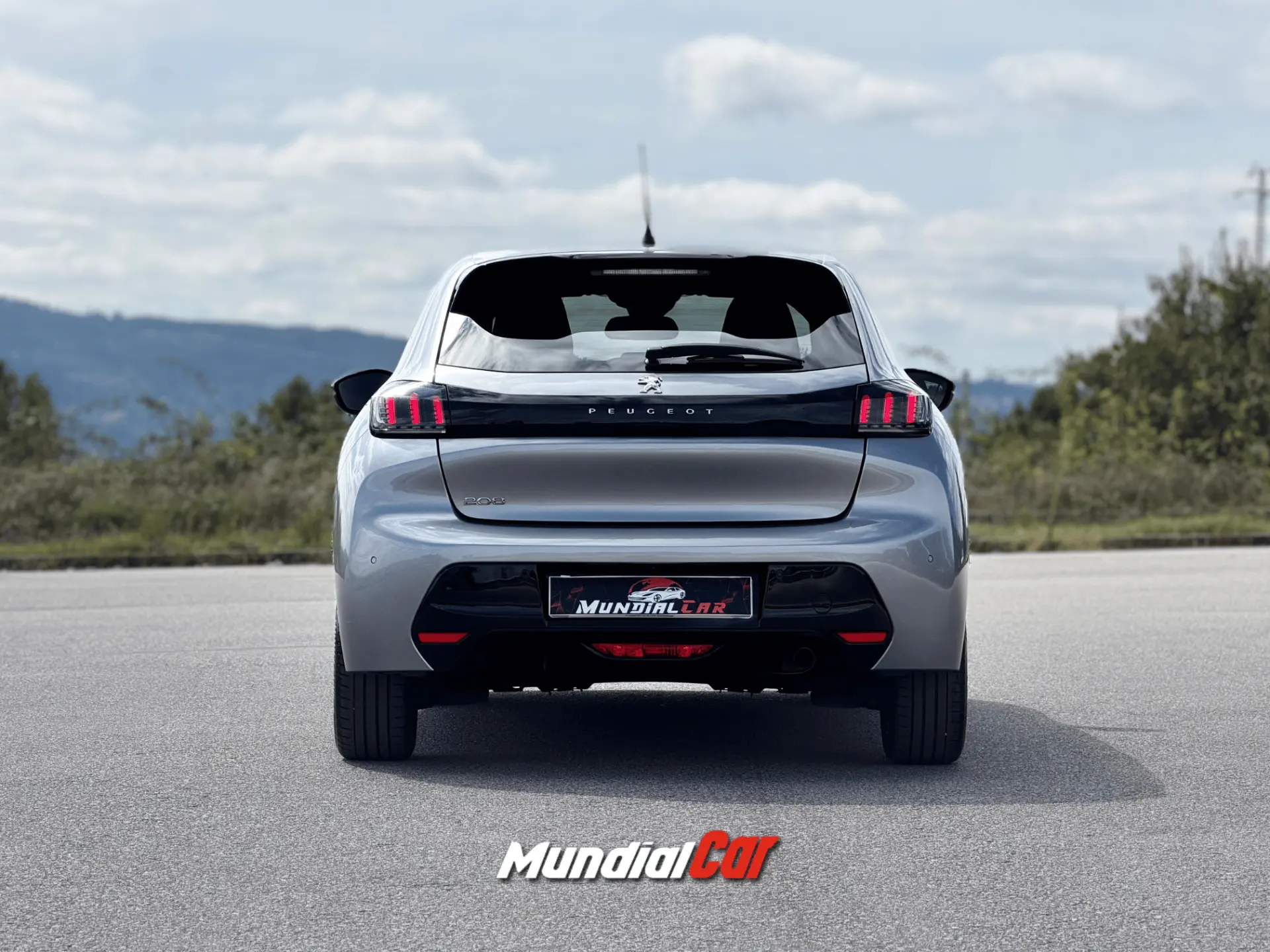 Peugeot 208 1.2 PureTech Allure Pack EAT8 5