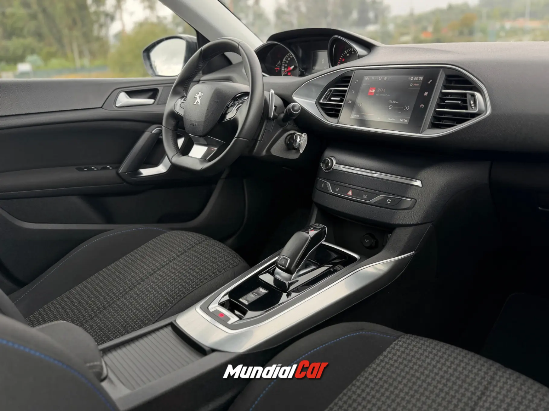 Peugeot 308 SW 1.2 PureTech Active EAT8 18