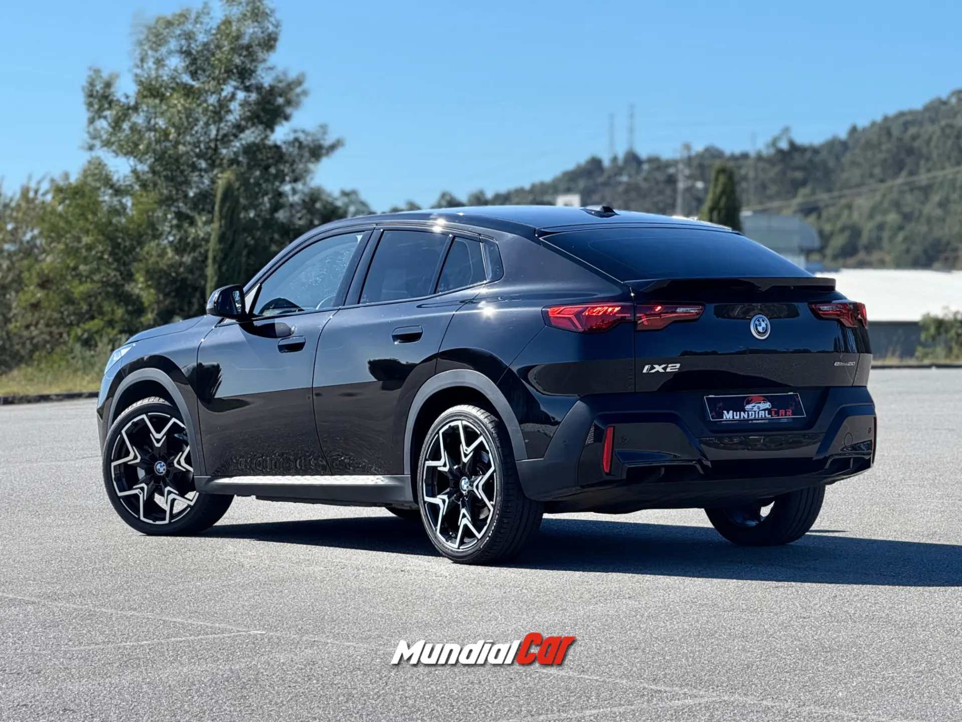 BMW iX2 eDrive20 27