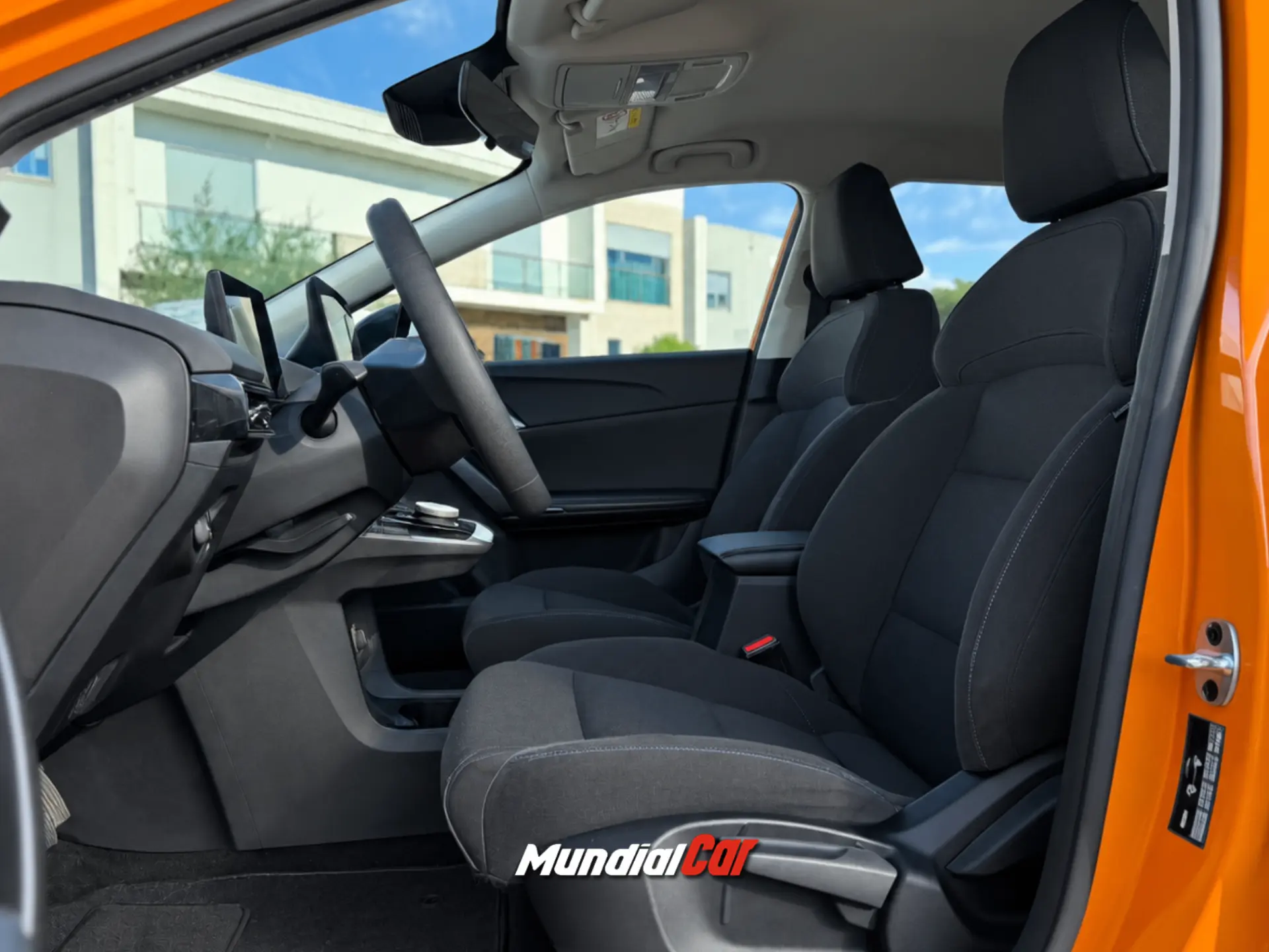 MG MG4 51 kWh Standard 8