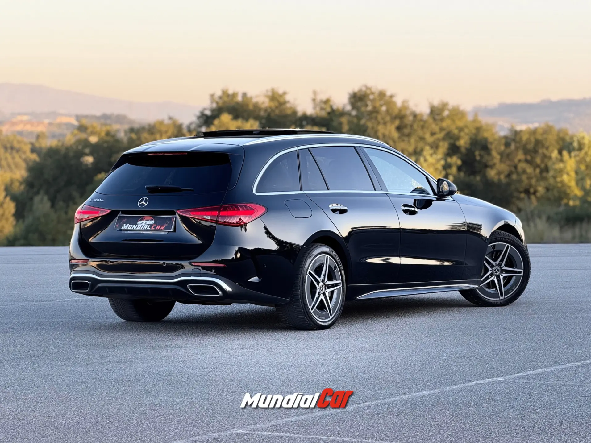 Mercedes-Benz C 300 C300 e Break AMG Line 2