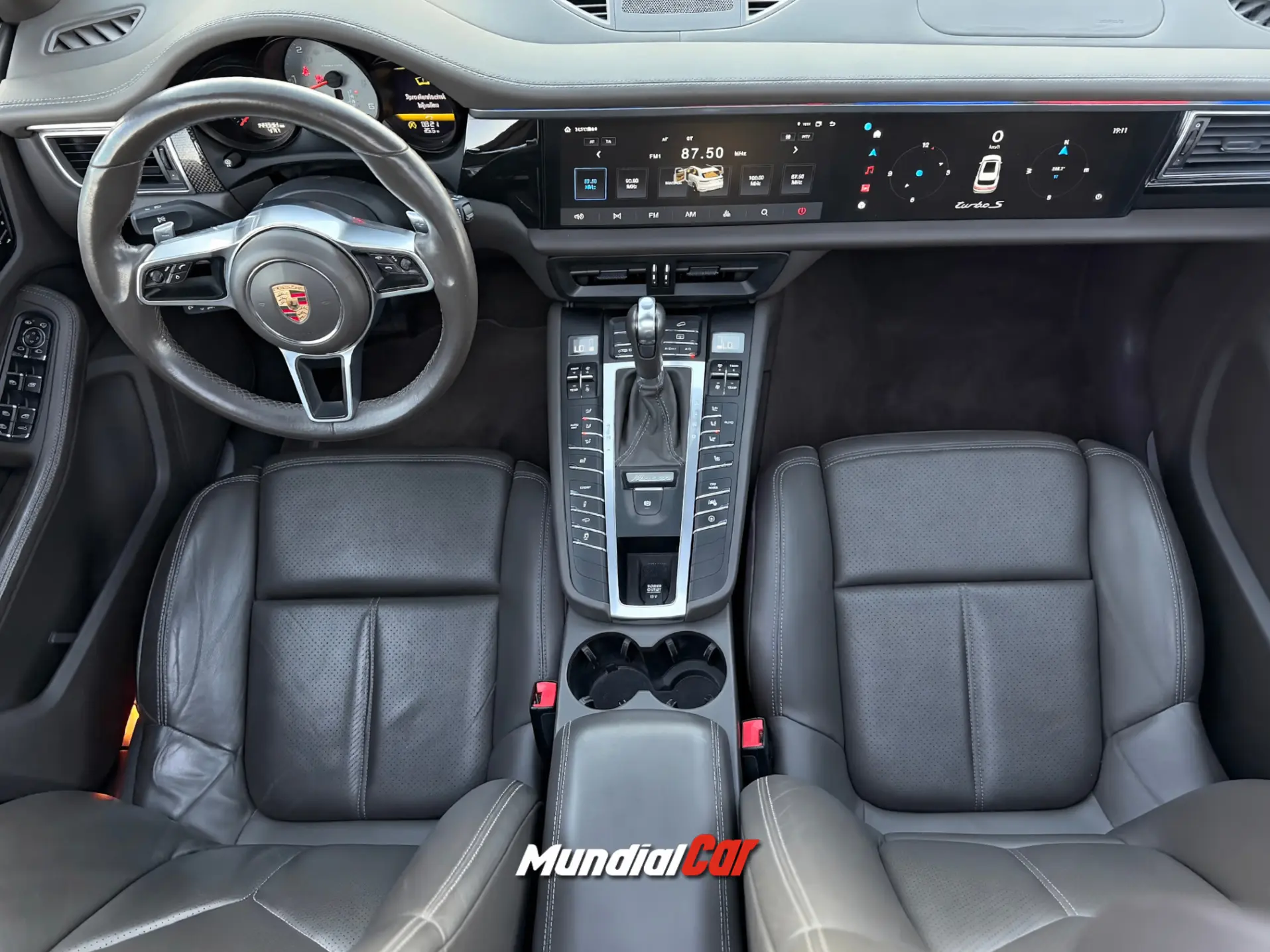 Porsche Macan S 3