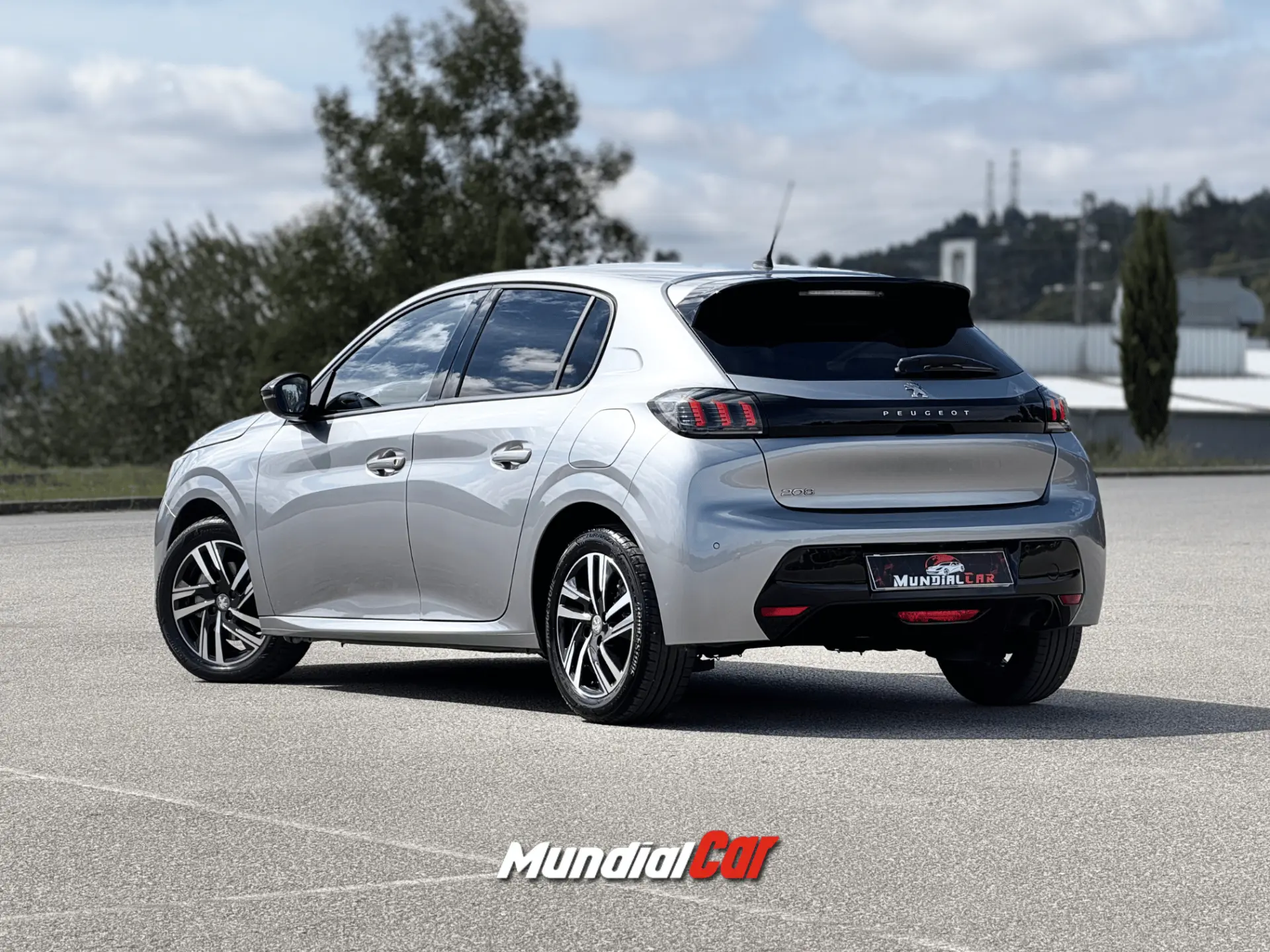 Peugeot 208 1.2 PureTech Allure Pack EAT8 12