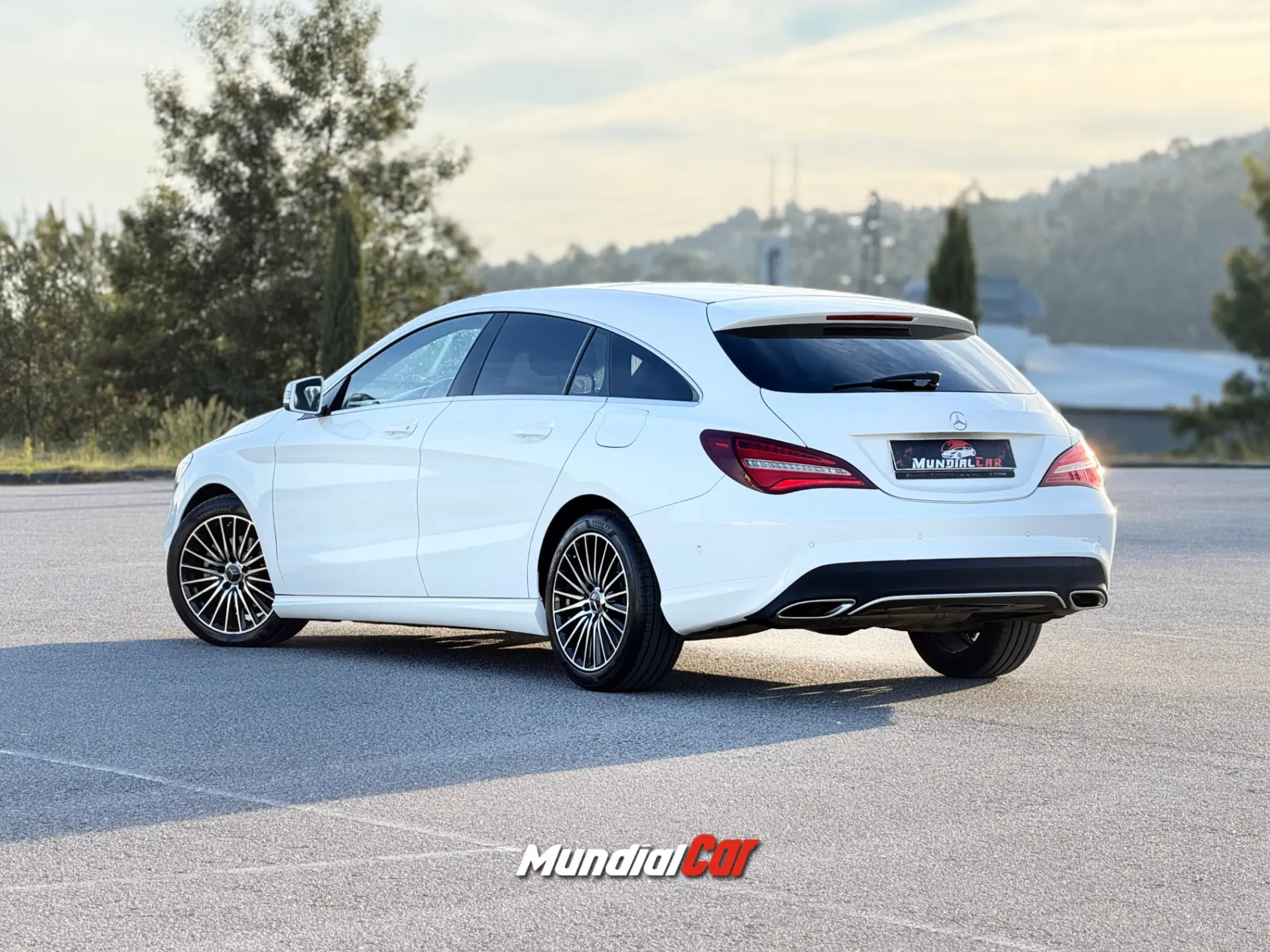 Mercedes-Benz CLA 180 d Shooting Brake Aut. 17