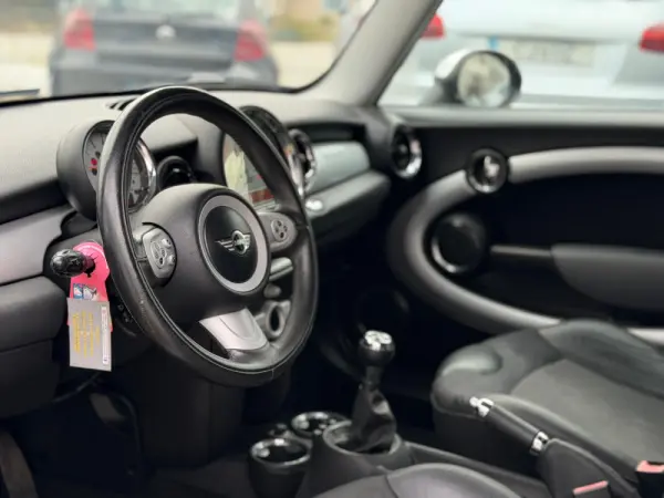 MINI 3 Portas Cooper D 7