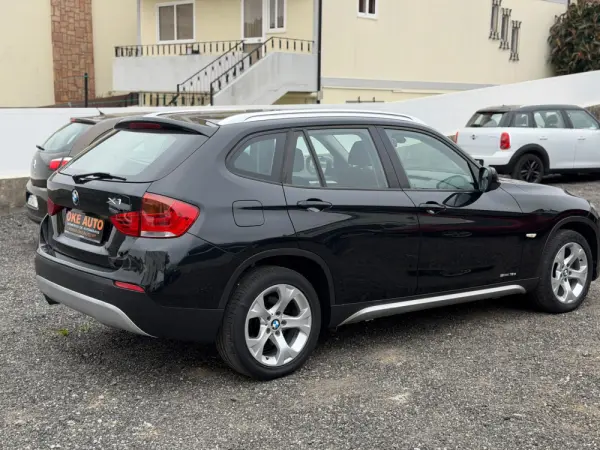 BMW X1 18 d sDrive 3