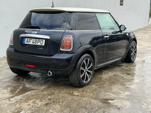 MINI 3 Portas Cooper D 3