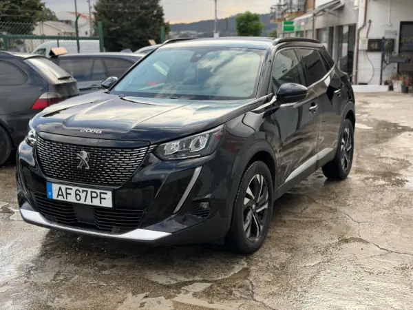 Peugeot 2008 1.5 BlueHDi Allure 3