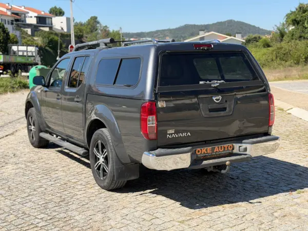 Nissan Navara 2.5 dCi CD LE Pr. +IT+BDT AT 4