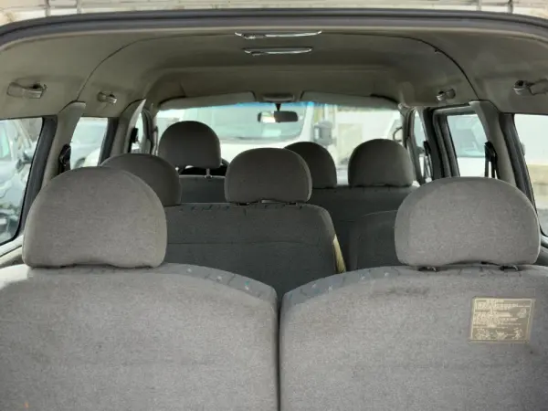 Hyundai H-1 Starex 2.5 CRDi SV Longo 7