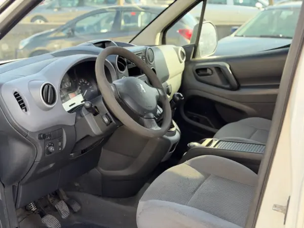 Peugeot Partner Outro 5