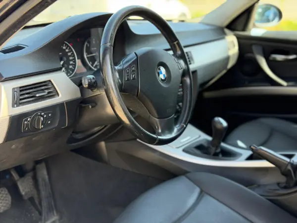 BMW 318 d Luxury Line 5