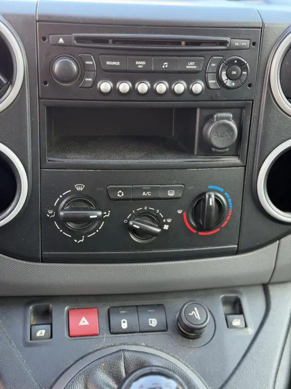 Peugeot Partner Outro 7