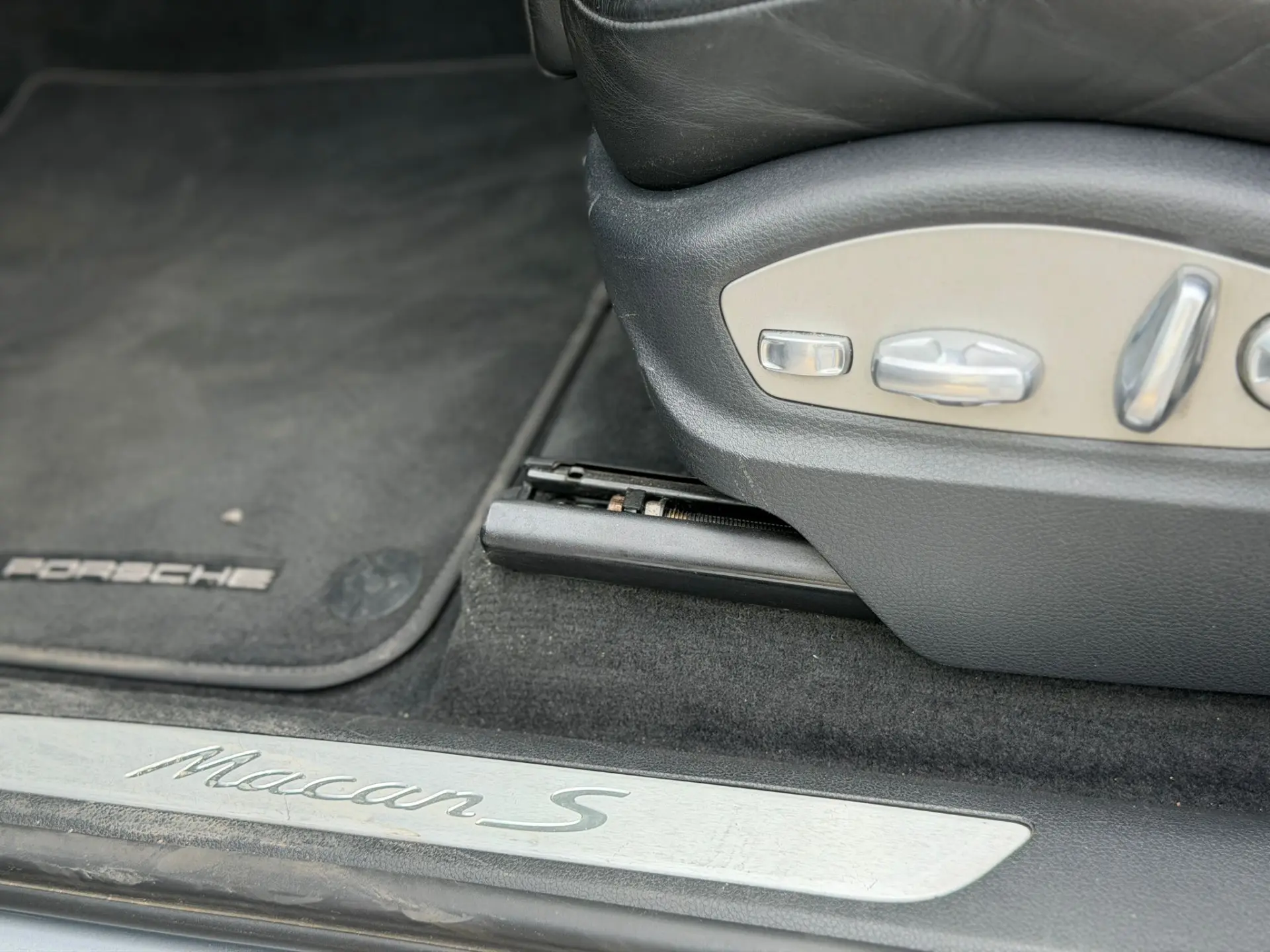 Porsche Macan S 7