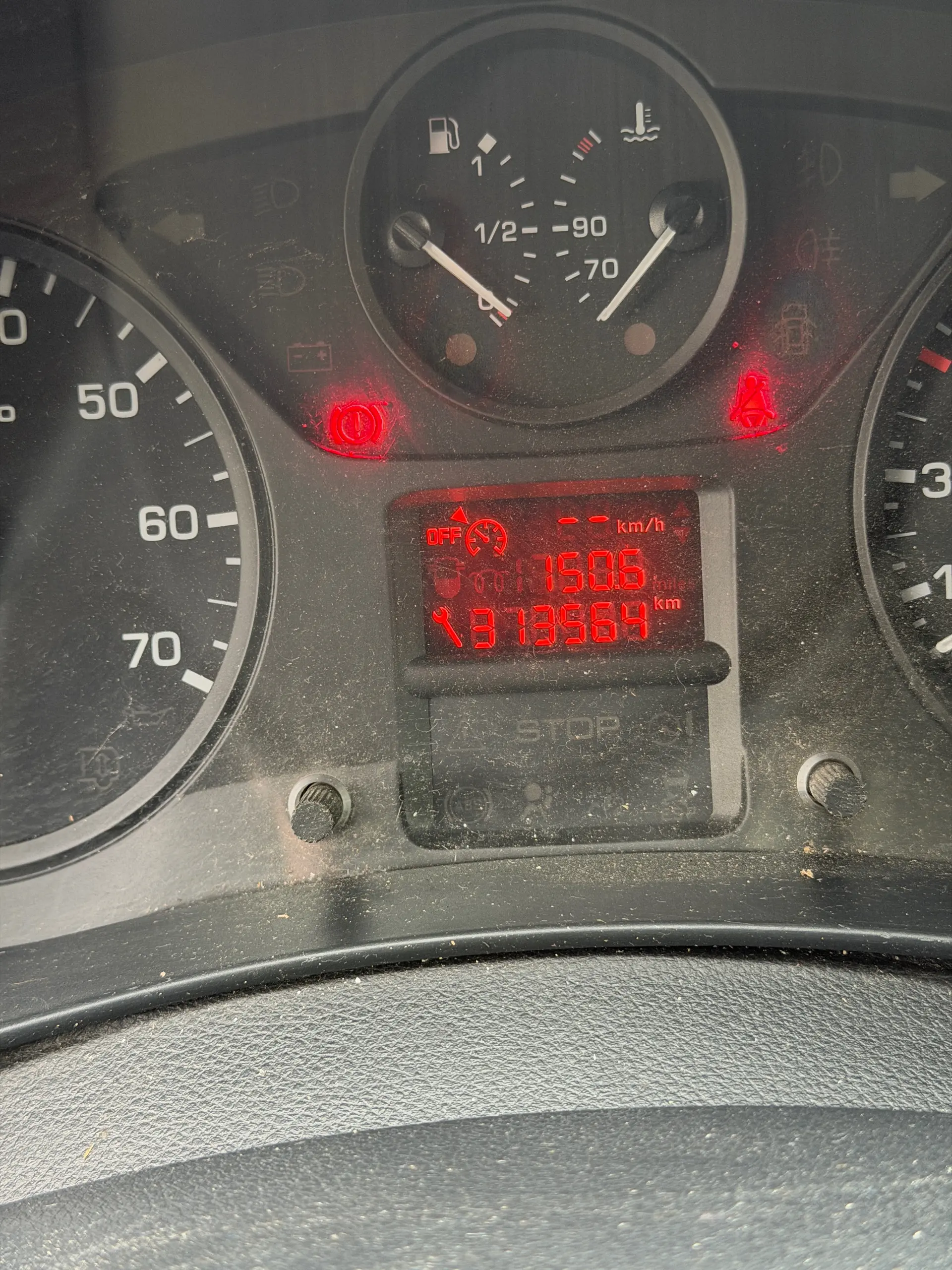 Peugeot Partner Outro 9