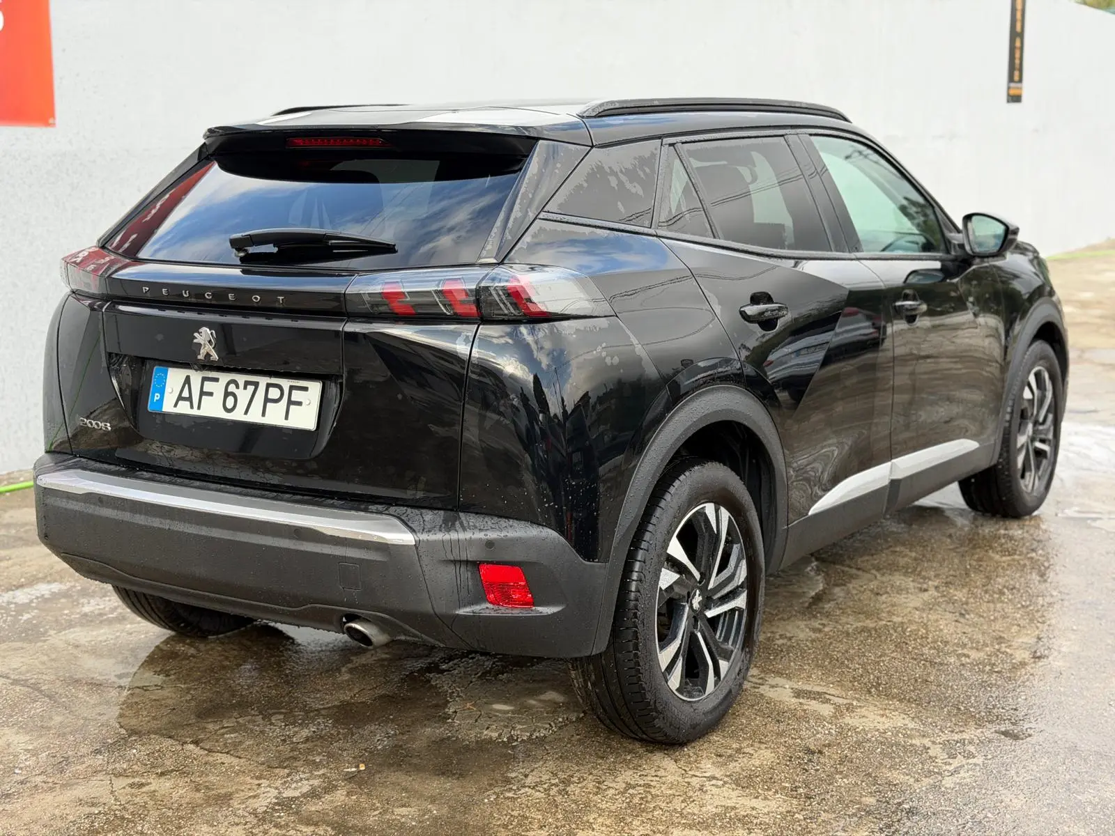 Peugeot 2008 1.5 BlueHDi Allure 2