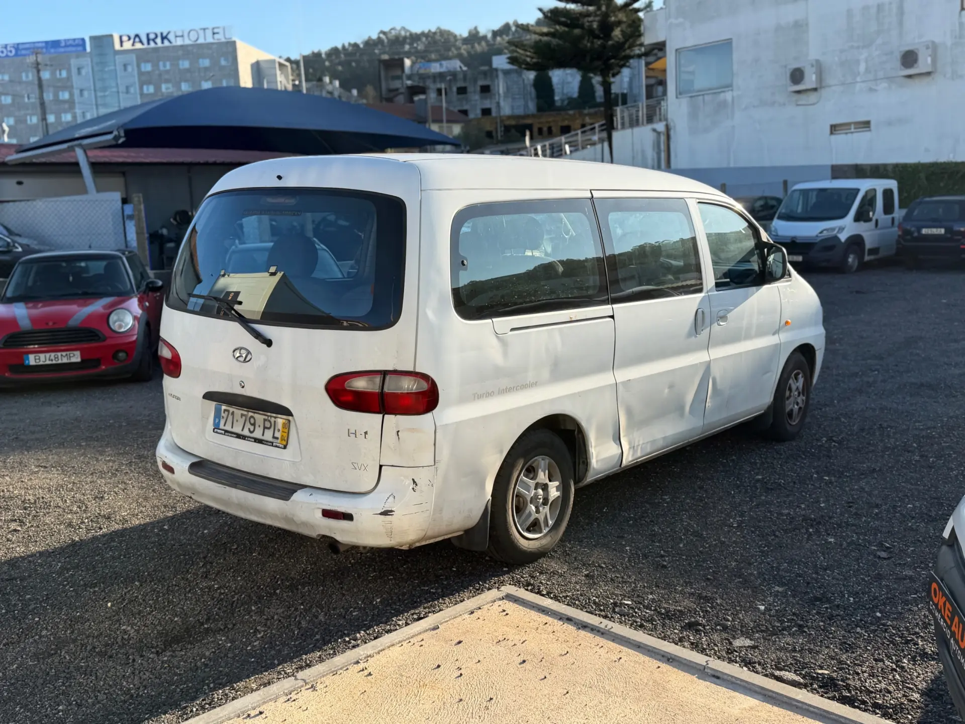 Hyundai H-1 Starex 2.5 CRDi SV Longo 3