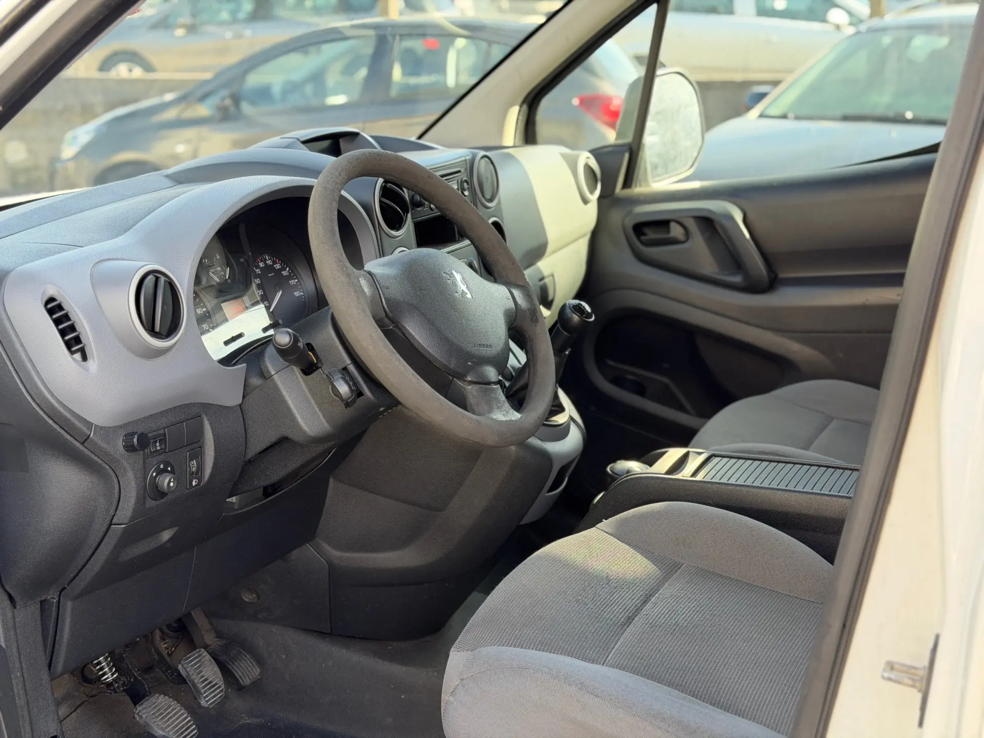 Peugeot Partner Outro 5