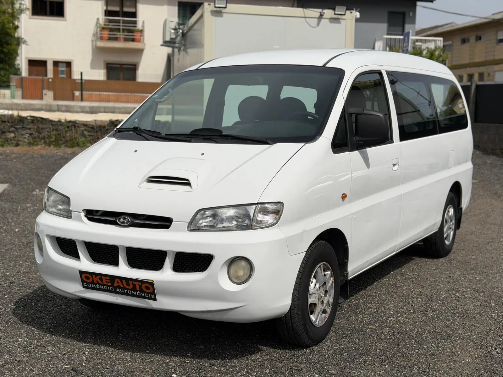 Hyundai H-1 Starex 2.5 CRDi SV Longo 1