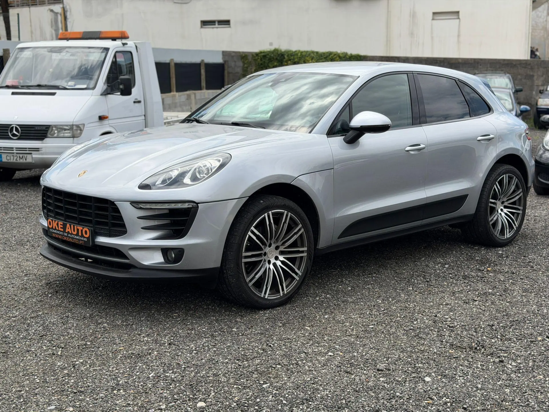 Porsche Macan S 1