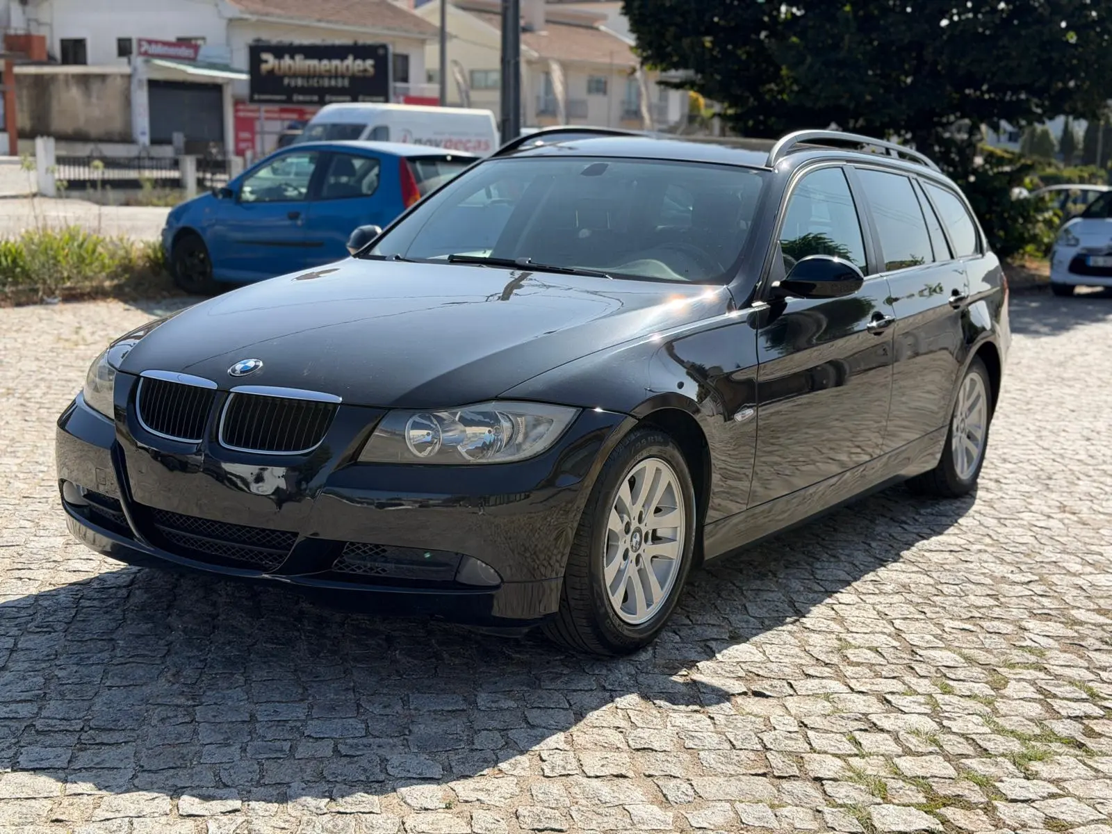 BMW 318 d Luxury Line 1