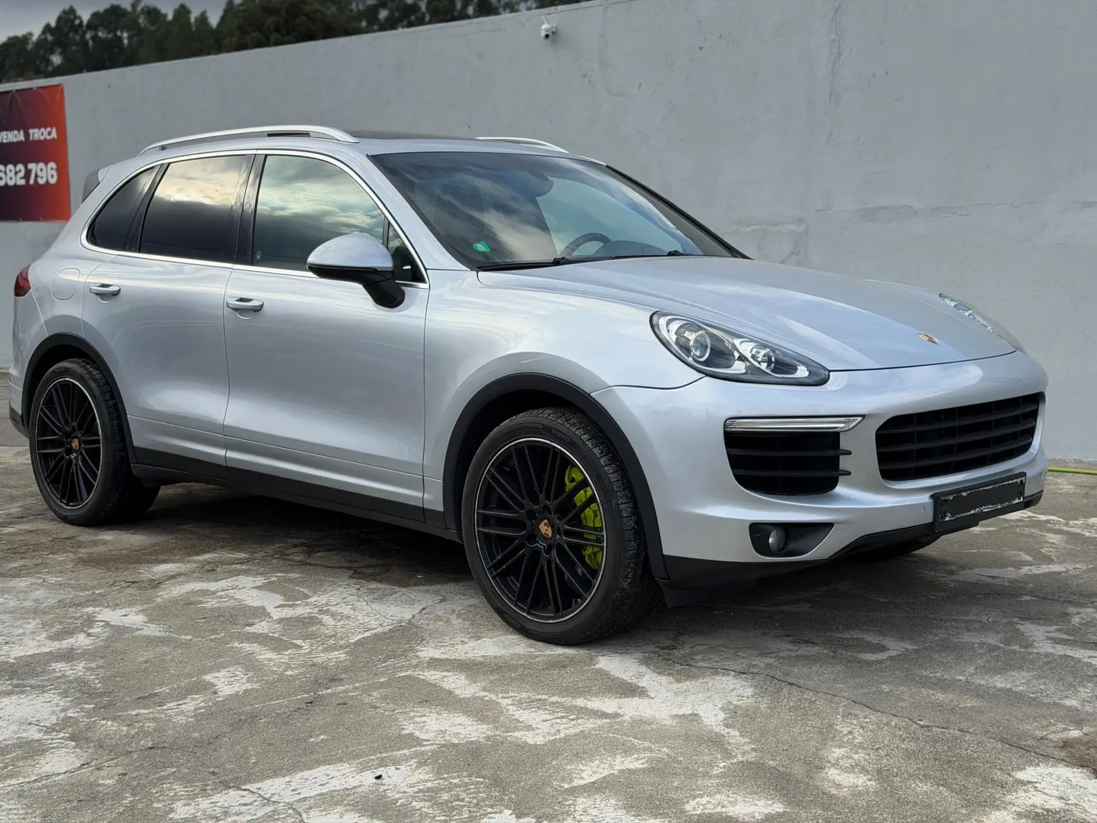Porsche Cayenne 2