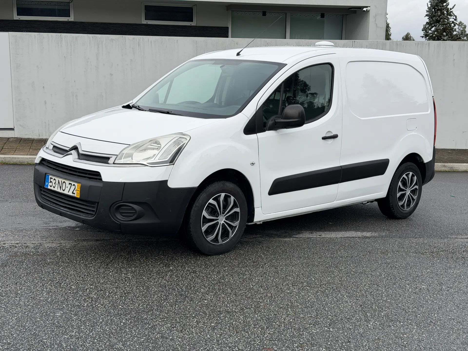 Citroen Berlingo 1.6 e-HDi Exclusive 1