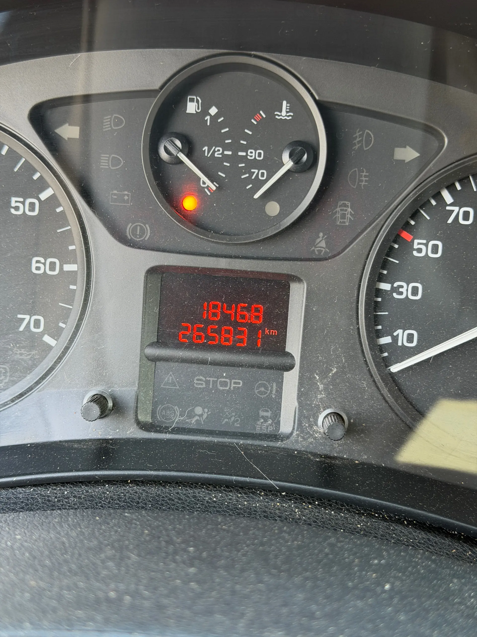 Peugeot Partner Outro 9