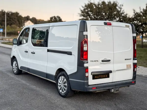 Renault Trafic 1.6 dCi L2H1 1.2T SS 7