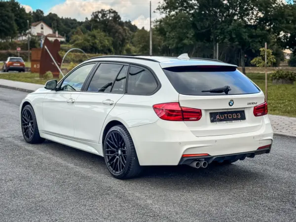 BMW 320 d Pack M Auto 8